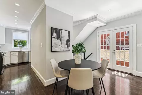 1406 Foxhall Rd NW, Washington, DC 20007 photo 7