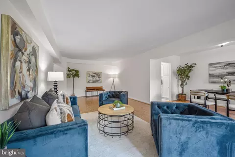4201 Cathedral Ave NW #303E, Washington, DC 20016