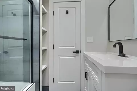Bath - 11 Evarts St NE, Washington, DC 20002 photo 8 of 13
