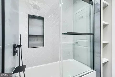 Bath - 11 Evarts St NE, Washington, DC 20002 photo 9 of 13