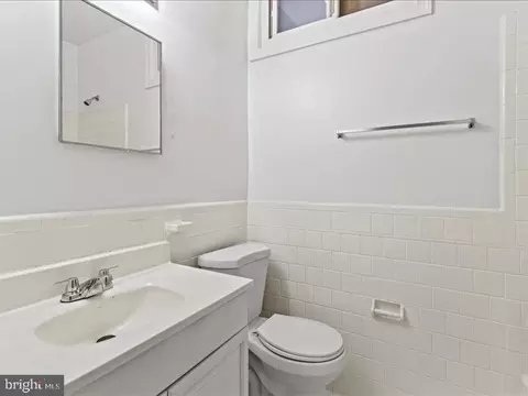 Bath - 1258 Simms Pl NE, Washington, DC 20002 photo 2 of 2