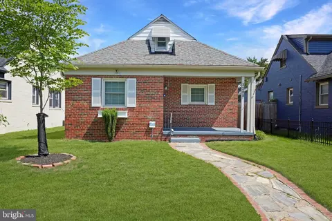 2208 S Street St NE, Washington, DC 20002 photo 1