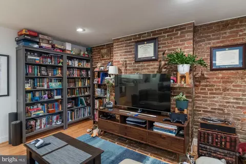 1202 P St NW, Washington, DC 20005 photo 8