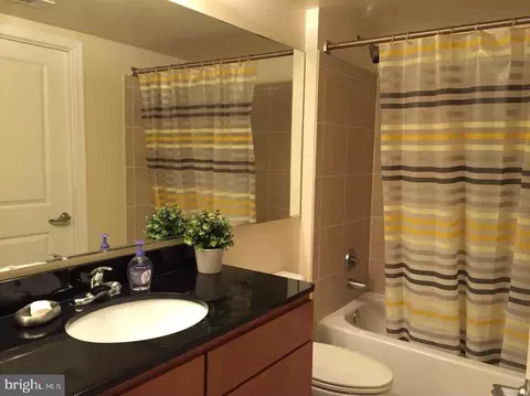 915 E Street St NW #702, Washington, DC 20004 photo 8