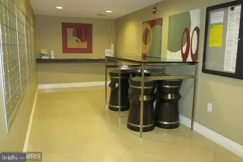 915 E Street St NW #702, Washington, DC 20004 photo 3