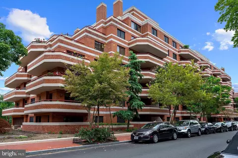 2301 N Street St NW #214, Washington, DC 20037