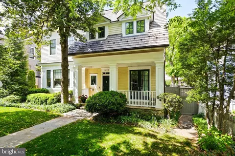 3515 Porter St NW, Washington, DC 20016