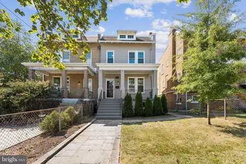 1617 Otis St NE, Washington, DC 20018