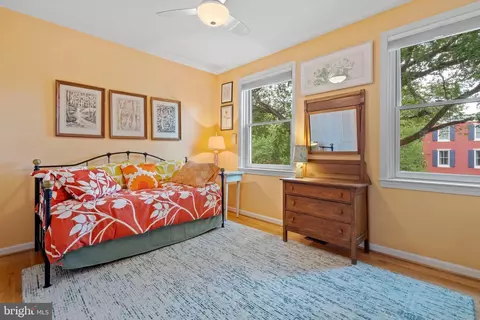 139 11th St SE, Washington, DC 20003 photo 16