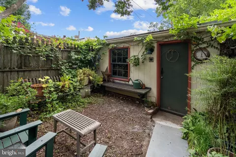 139 11th St SE, Washington, DC 20003 photo 31