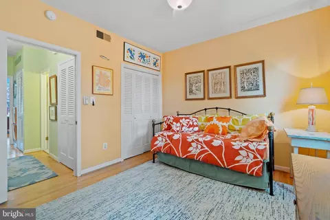 139 11th St SE, Washington, DC 20003 photo 17