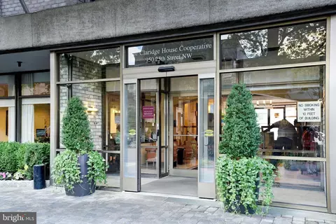 950 25th St NW #709-N, Washington, DC 20037