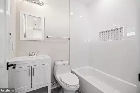 824 18th St NE #6, Washington, DC 20002 photo 6