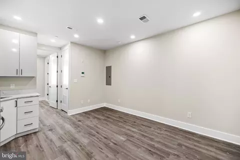 824 18th St NE #6, Washington, DC 20002 photo 9