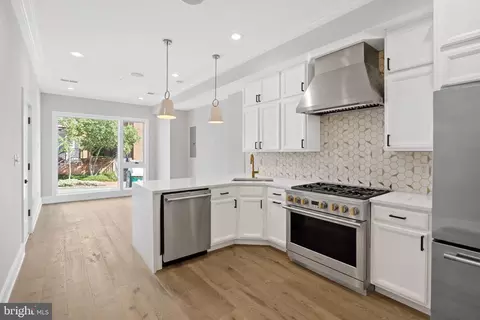 1444 Belmont St NW #101, Washington, DC 20009