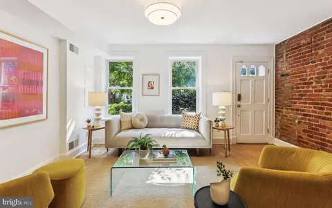 236 14th St NE, Washington, DC 20002