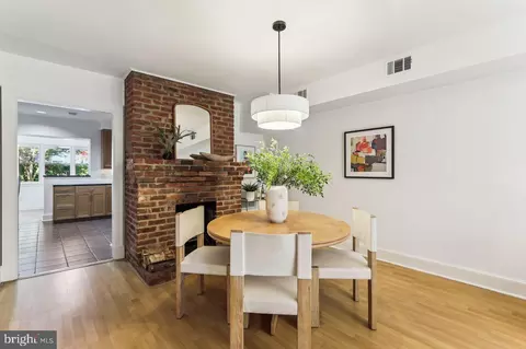 Dining - 236 14th St NE, Washington, DC 20002 photo 3 of 3