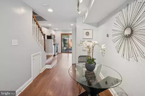 728 19th St NE, Washington, DC 20002 photo 6