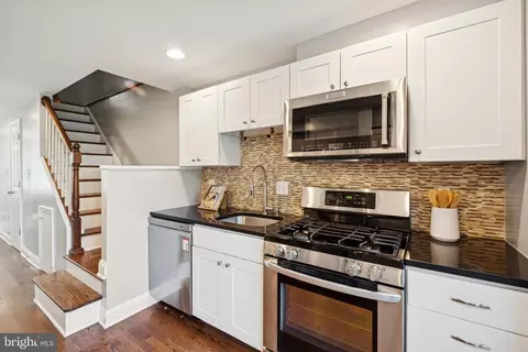 728 19th St NE, Washington, DC 20002 photo 9