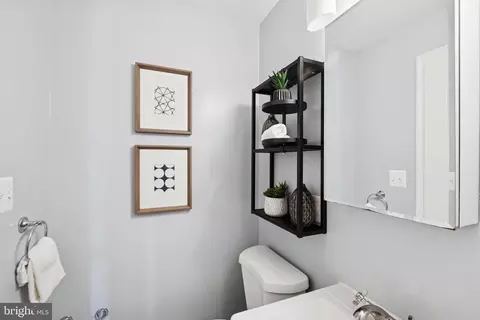 728 19th St NE, Washington, DC 20002 photo 24