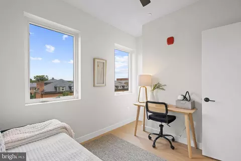 Other - 733 8th St SE #302, Washington, DC 20003 photo 3 of 7