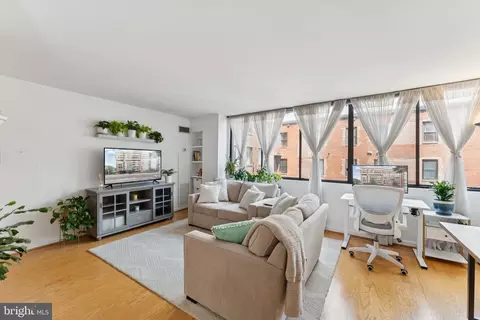 1245 13th St NW #411, Washington, DC 20005