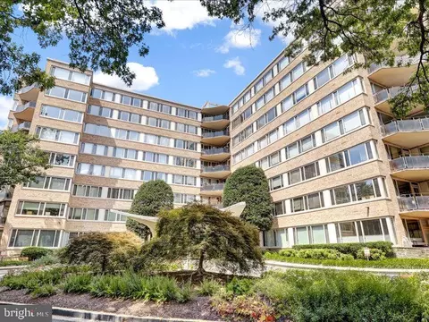4101 Cathedral Ave NW #409, Washington, DC 20016