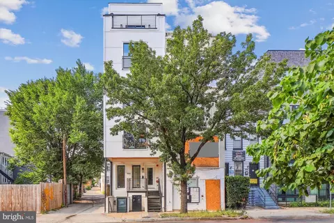 1910 Benning Rd NE #2, Washington, DC 20002