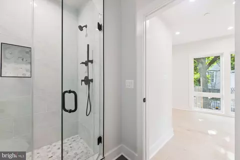 Entry Way - 1910 Benning Rd NE #2, Washington, DC 20002 photo 5 of 7