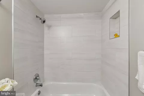 Bath - 311 7th St NE #3, Washington, DC 20002 photo 4 of 4