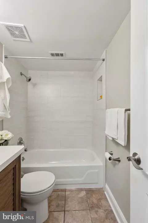 Bath - 311 7th St NE #3, Washington, DC 20002 photo 3 of 4