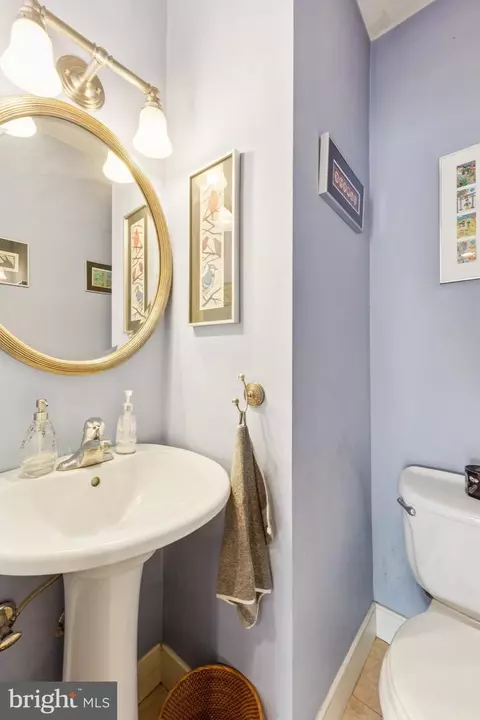 Bath - 1814 D St SE, Washington, DC 20003 photo 2 of 3