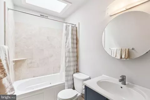 Bath - 1814 D St SE, Washington, DC 20003 photo 1 of 3