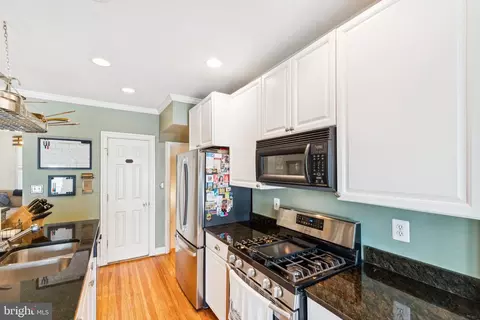 Kitchen - 1814 D St SE, Washington, DC 20003 photo 4 of 5