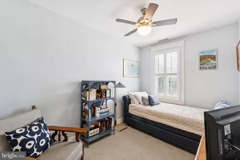 Bedroom - 1814 D St SE, Washington, DC 20003 photo 3 of 10