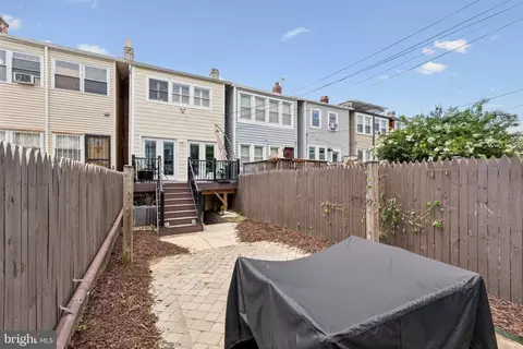 Exterior - 1814 D St SE, Washington, DC 20003 photo 8 of 9