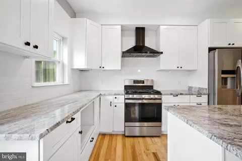 538 13th St SE, Washington, DC 20003 photo 15