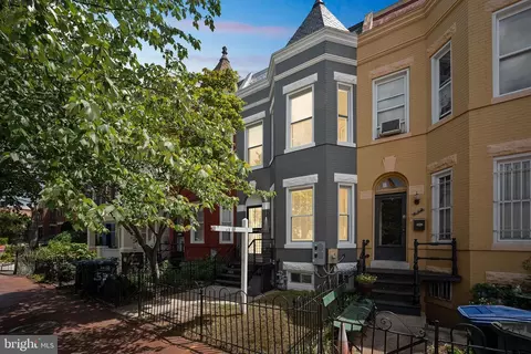 538 13th St SE, Washington, DC 20003