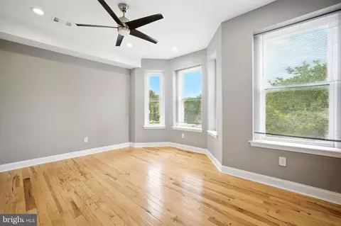 538 13th St SE, Washington, DC 20003 photo 25