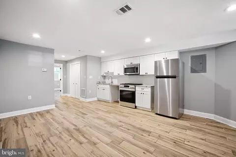 538 13th St SE, Washington, DC 20003 photo 36