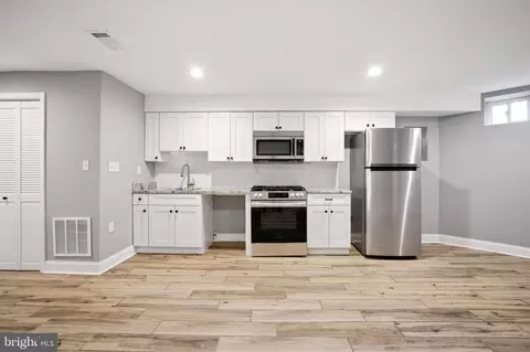 538 13th St SE, Washington, DC 20003 photo 35