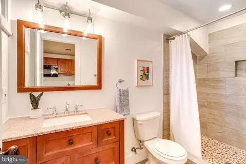 Bath - 1304 E Street St NE, Washington, DC 20002 photo 5 of 5