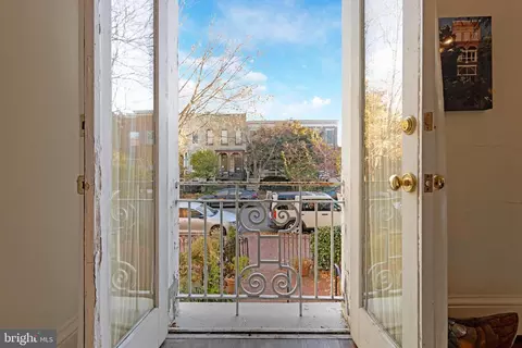 Entry Way - 626 A St NE, Washington, DC 20002 photo 5 of 7