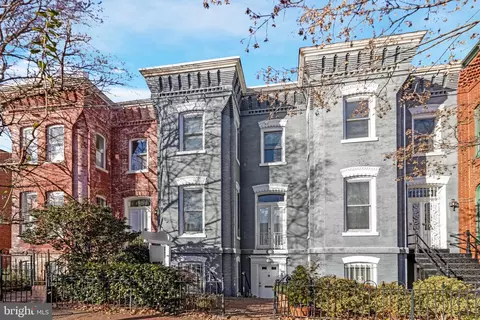 Exterior - 626 A St NE, Washington, DC 20002 photo 2 of 8