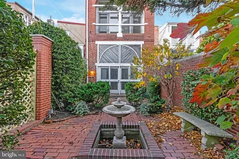 Exterior - 626 A St NE, Washington, DC 20002 photo 6 of 8