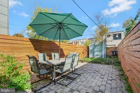 Exterior - 913 4th St NE, Washington, DC 20002 photo 4 of 5