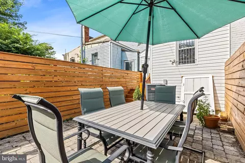 Exterior - 913 4th St NE, Washington, DC 20002 photo 3 of 5