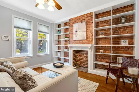 Living - 913 4th St NE, Washington, DC 20002 photo 1 of 2