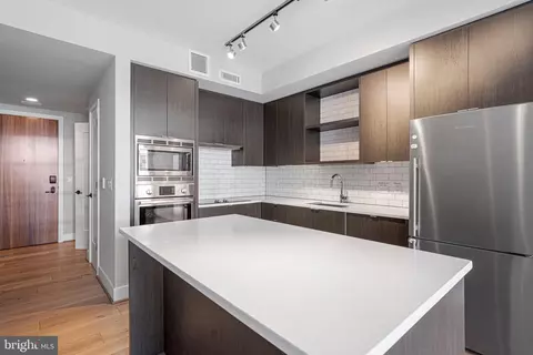 1300 4th St SE #309, Washington, DC 20003