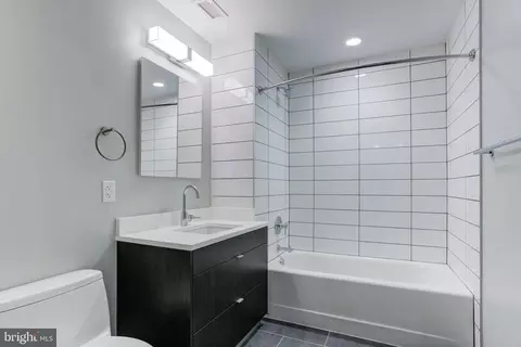 1300 4th St SE #908, Washington, DC 20003 photo 11